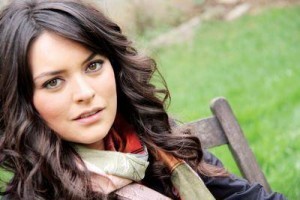Ezgi Mola Turkish Actress