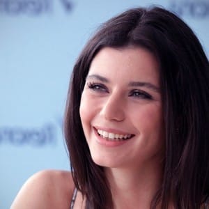 Beren Saat - Revenge tv series