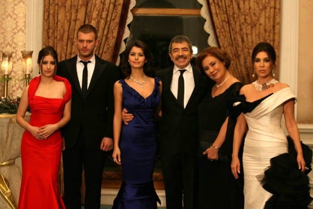 Forbidden Love (Ask-i Memnu) tv series cast
