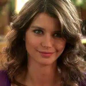 Beren Saat Actress