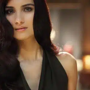 Tuba Buyukustun