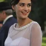 Hande Soral - Actress