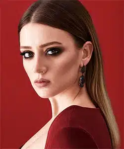 Gizem Karaca - Actress