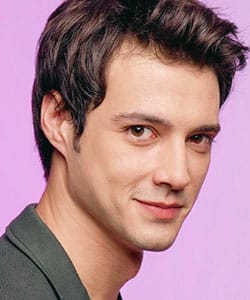 Mert Yazicioglu - Actor