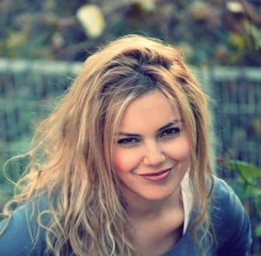 Yağmur Tanrısevsin Turkish Actress