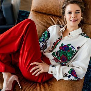 Burcu Biricik red corduroy