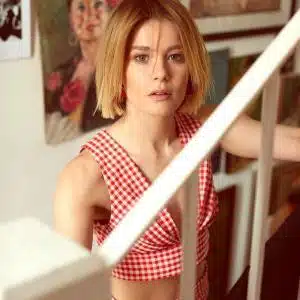 Burcu Biricik Usa Woman Style