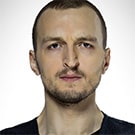 Saygin Soysal as Metin Dundar