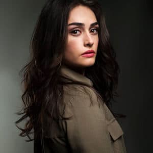 Esra Bilgic Turkish Actress