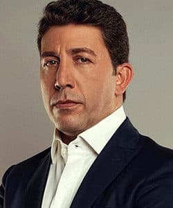 Emre Kinay - Actor