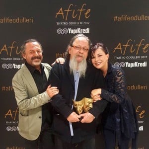 Senay Gurler and Isil Kasapoglu in afife theater awards
