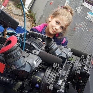 isabella damla guvenilir (Elif) with cameras