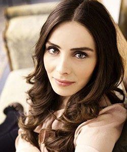 Nur Fettahoglu - Actress