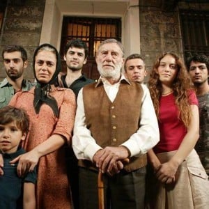 Lost City cast - big family