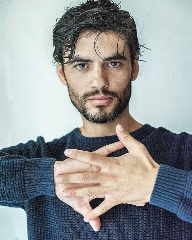 Nik Xhelilaj studio photo
