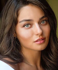 Ayca Aysin Turan - Actress