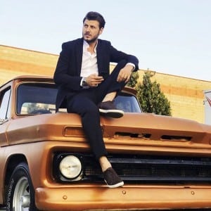 Umit Ibrahim Kantarcilar on gold car