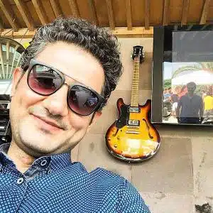 Cihan Ercan with guitar