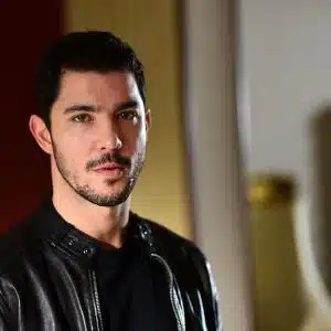 Kaan Yildirim in The Circle (Halka) Tv Series