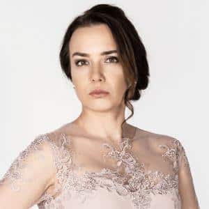 Deniz Ugur: Tv Series, Biography, Height - Turkish Drama