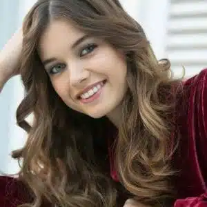 afra saracoglu turkish actress 8