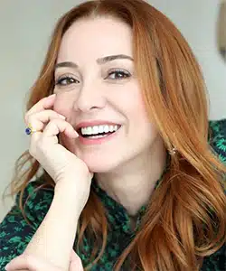 Dolunay Soysert - Actress