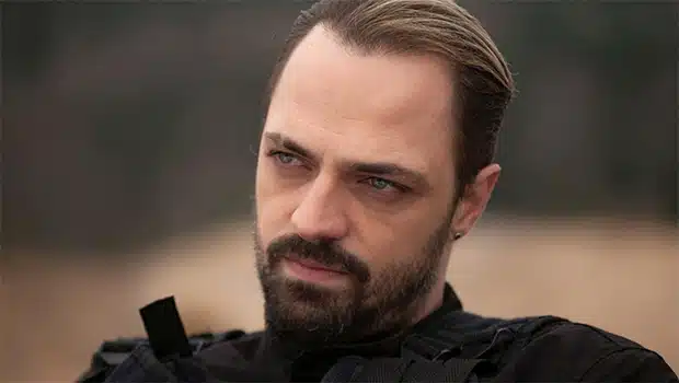 Yakamoz S-245 Tv Series - Captain Umut Sancakli