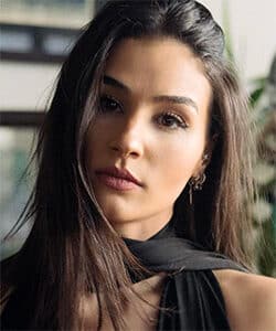 Asena Girisken - Actress