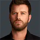 Kivanc Tatlitug as Aslan Soykan