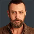 Nejat Isler as Cihan Soykan