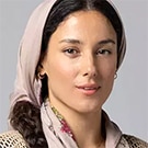 Cansu Tosun as Medine Kaya