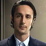 Ahmet Rifat Sungar as Faruk Sezeri