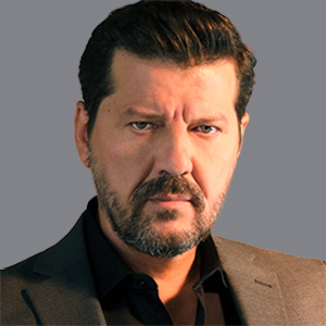 Ilker Aksum as Tahsin