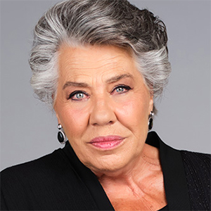 Isil Yucesoy as Nihayet